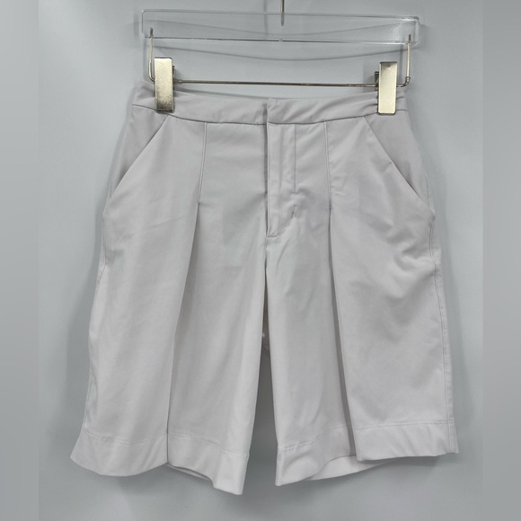 Lulul white long shorts size 2‎ - Picture 1 of 9